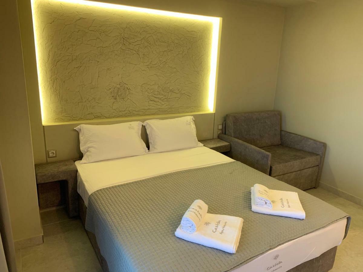 Castella Apartments Vourvourou Eksteriør billede